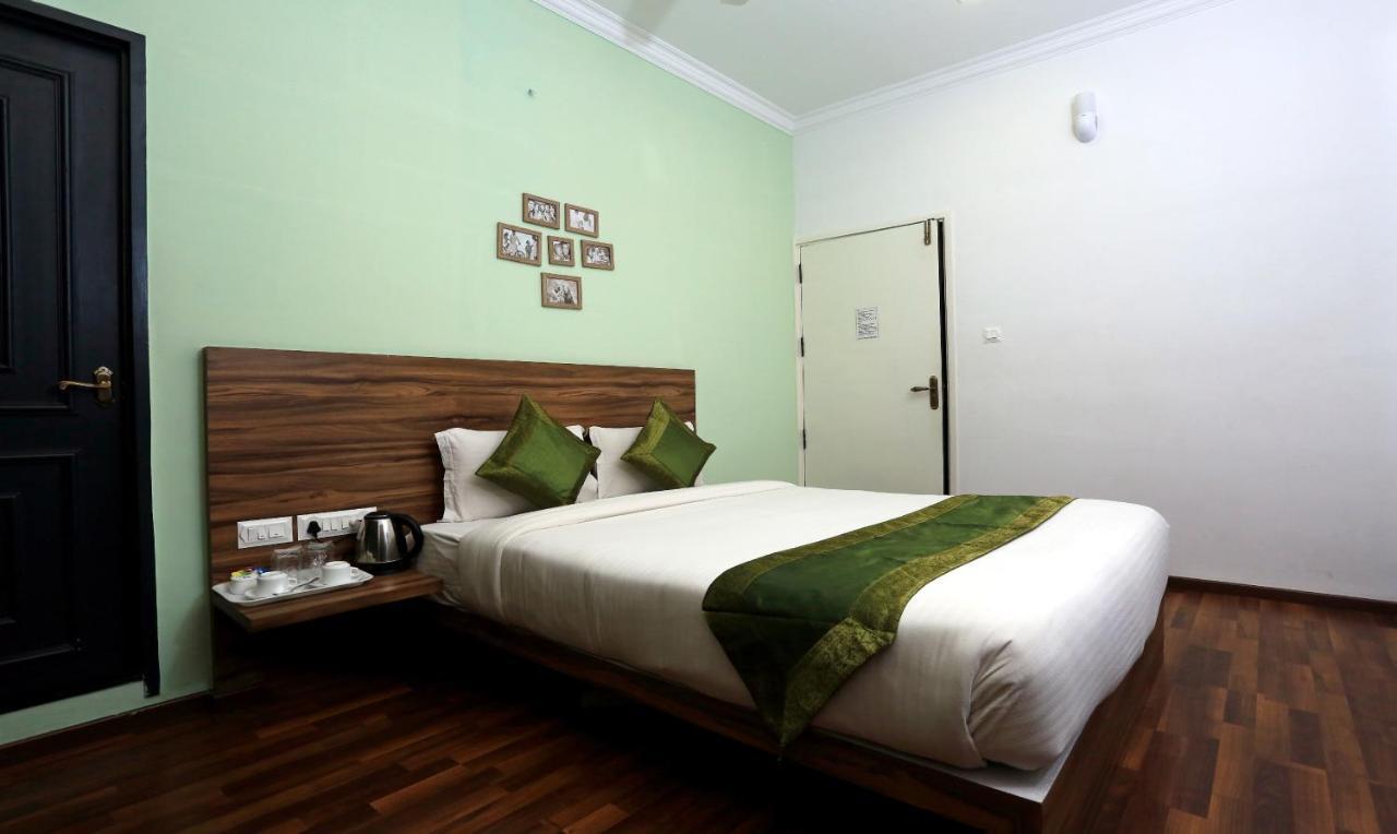 Hotel Treebo Trend Royal Madurai Exterior foto