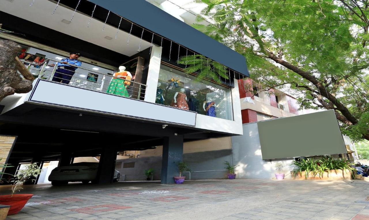 Hotel Treebo Trend Royal Madurai Exterior foto