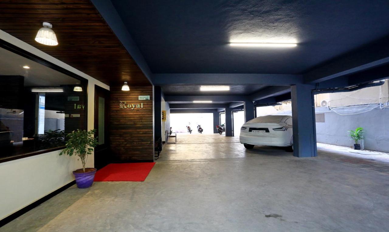 Hotel Treebo Trend Royal Madurai Exterior foto